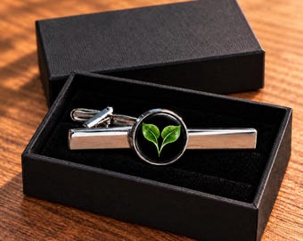Pince à cravate végane en forme de feuille, motif botanique vert, plaquée rhodium, 16 mm. Cadeau de qualité.