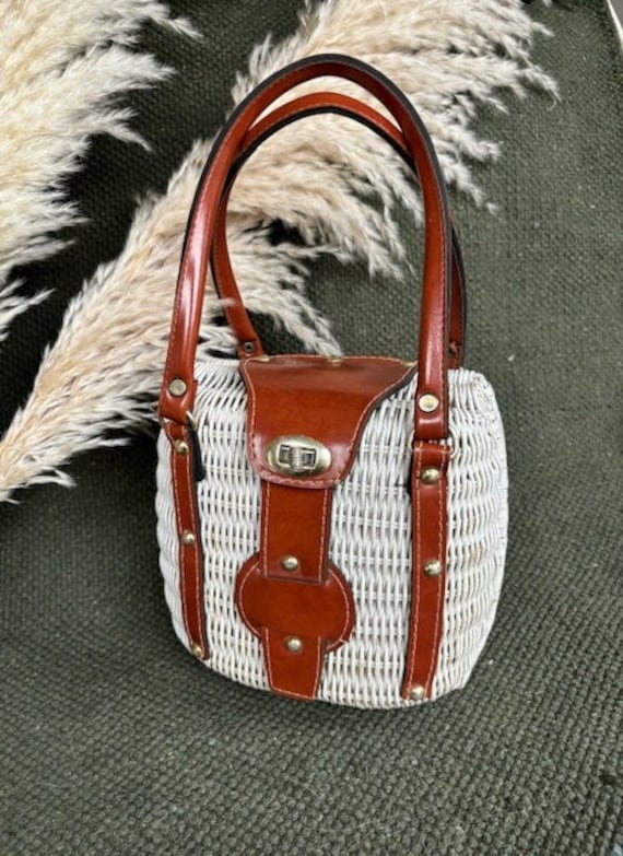 Vintage '60s Wicker & Leather purse
