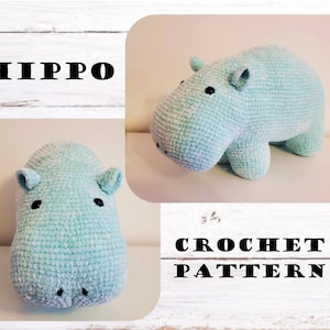 Puede incluir: Patrón de crochet para un hipopótamo azul claro. El patrón incluye instrucciones para tejer el hipopótamo, así como el texto "HIPPO CROCHET PATTERN".