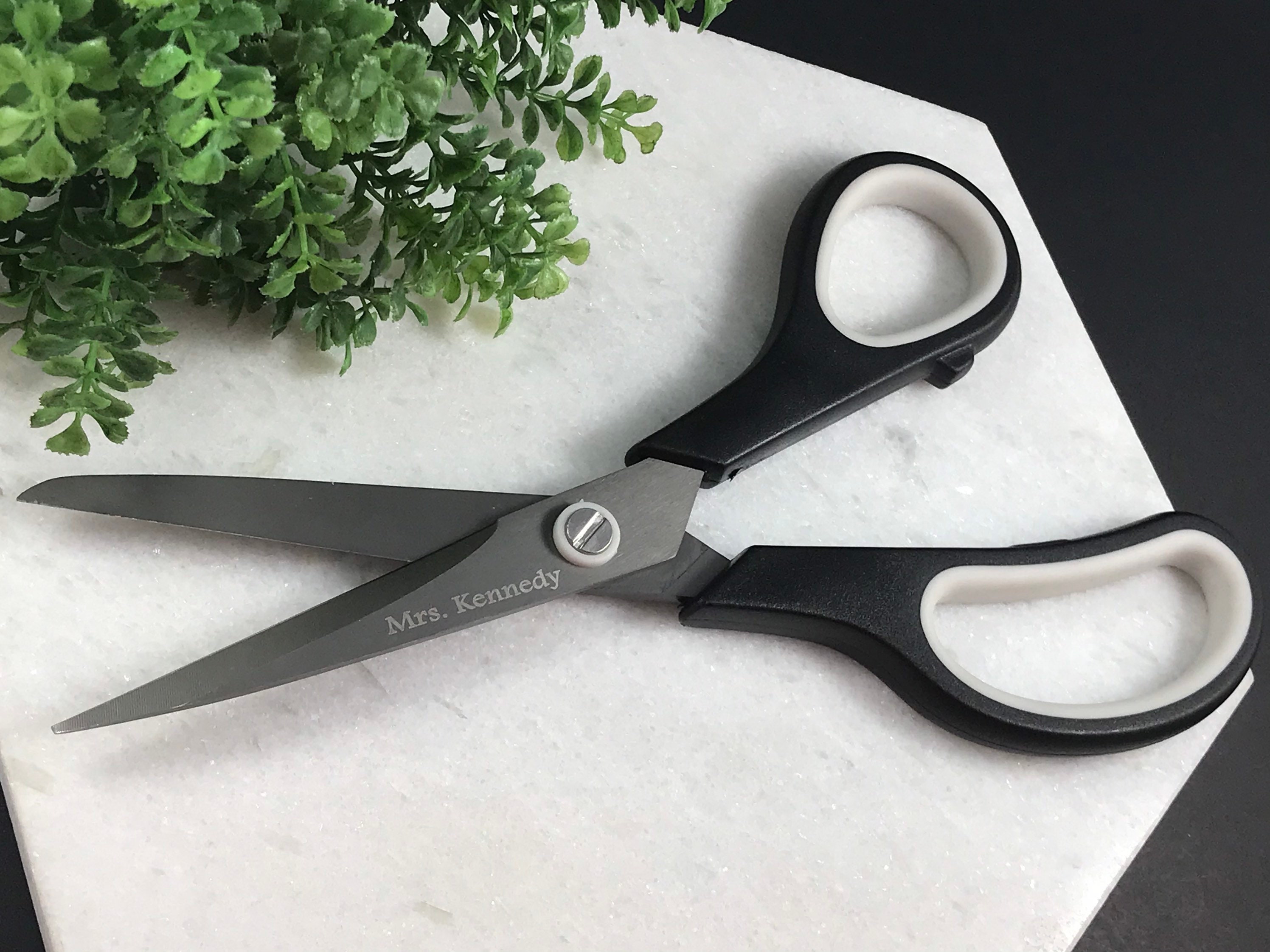 Fiskars 5 Blunt-Tip Scissors for Kids 4+ - Scissors for School or Crafting  - Back to School Supplies - Blue