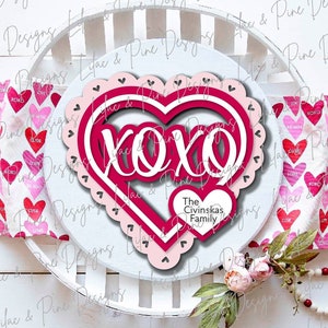 Appendiabiti per porta cuore XOXO, Cuore personalizzato di benvenuto SVG, Cuore smerlato, Segno di San Valentino in formato SVG, Arredamento di San Valentino, File Glowforge, Laser SVG