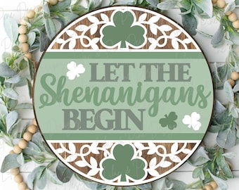 Letrero "Que comiencen las travesuras", colgador de puerta con trébol SVG, letrero de bienvenida del Día de San Patricio, decoración del Día de San Patricio, Glowforge SVG, archivo de corte láser