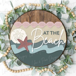 Am Strand Türschild SVG, Strand Willkommensschild SVG, Muschel SVG, Sommerdekor, Ozean SVG, Glowforge SVG, Laser geschnitten Datei