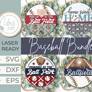 Puede incluir: Cuatro letreros redondos de madera con diseños de temática de béisbol. Los letreros presentan colores rojo, blanco y azul con bates de béisbol, guantes y pelotas. El texto en los letreros dice "Find us at the Ball Field", "Home Sweet Home", "Probably at the Ball Park", y "Probably at the Ballfield".