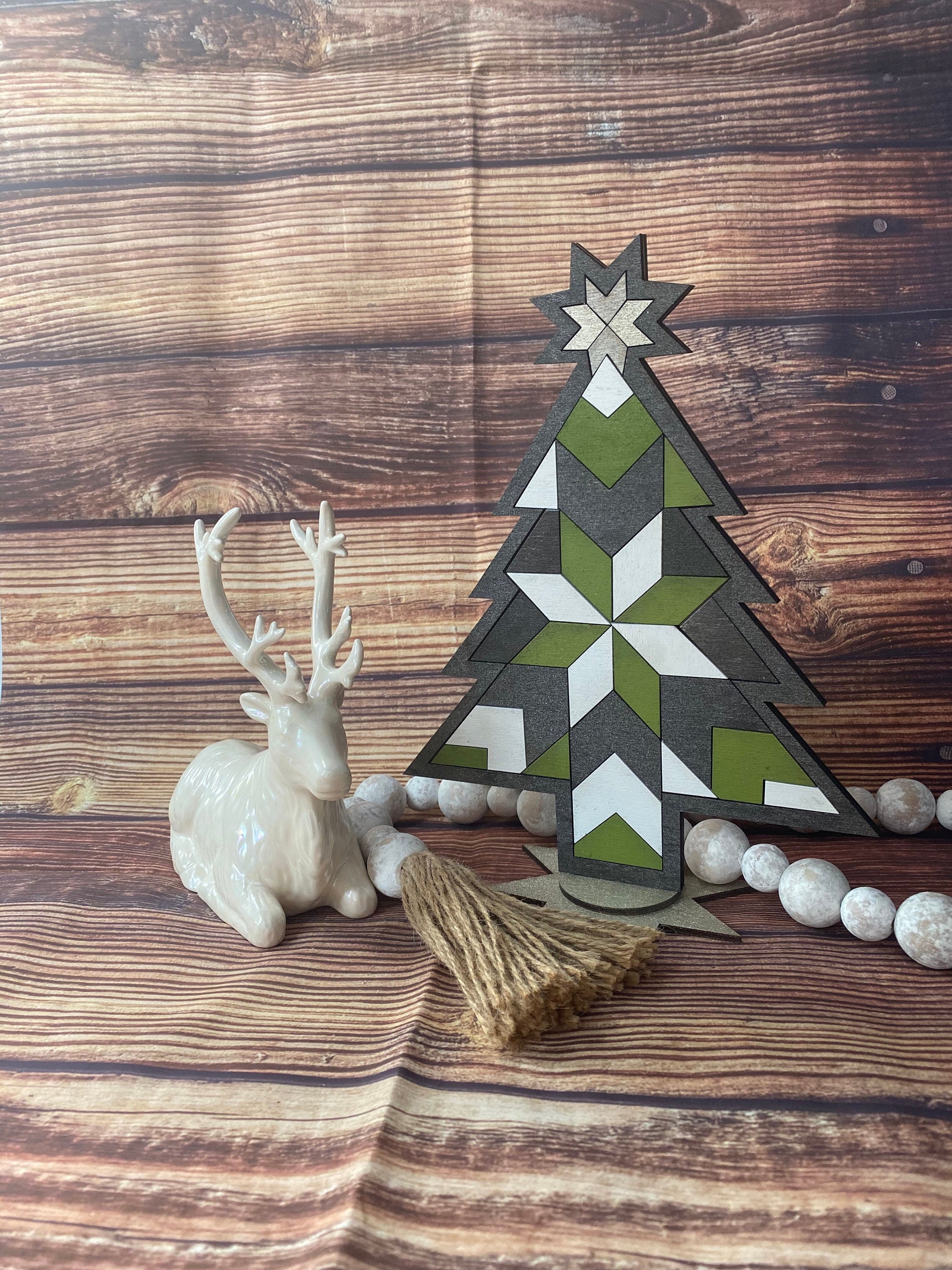 christmas tree barn quilt