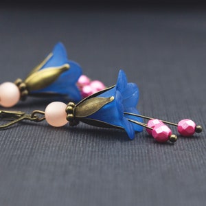 Flower earrings in blue and pink, bluebell earrings, gift for women, ethno jewelry