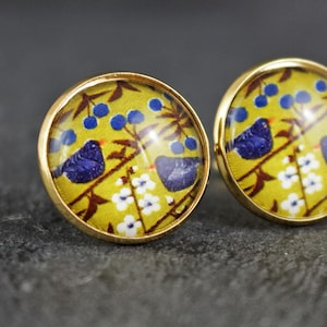 Orecchini a lobo con uccelli e fiori, blu e giallo, oro, orecchini pendenti, gioielli da donna