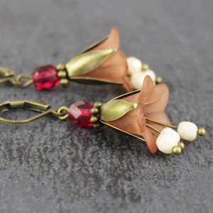 Blossom earrings in brown, bluebell earrings, cream and fuchsia, jewelry for women, gift for women, romantic bridal jewelry