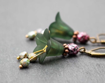 Boucles d'oreilles, fleurs, vert foncé, rose et noir, romantique, boho, ethno, nature, cadeau, fleurs, floral, femmes, vert sapin, bijoux