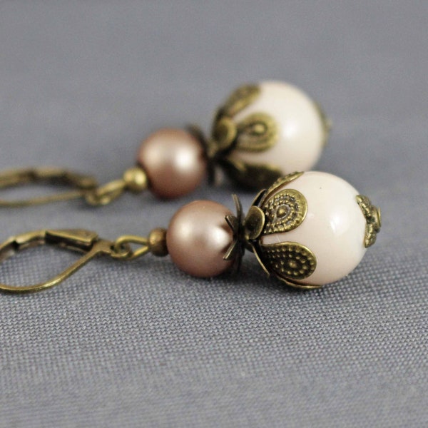 Ohrringe, Perlen, creme, altrosa, antik bronze, vintage, Hochzeit, Braut, Schmuck, Frauen, Brautschmuck, rose, romantisch, edel, klassisch