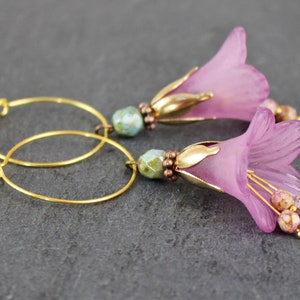 Hoop earrings with flowers in purple, floral, earrings, gold-colored, lime green
