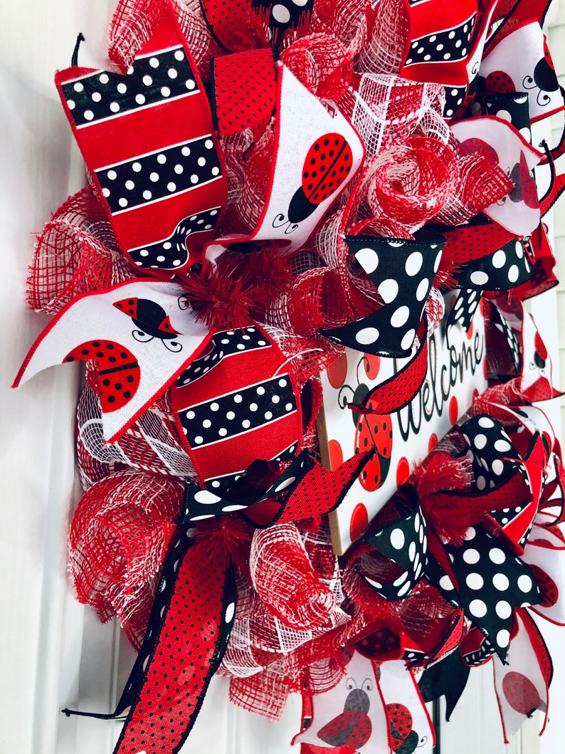 Welcome Wreath Ladybug Wreath for the Front Door Porch Decor Ladybug Garden Shed Decor Ladybug Collector gift Everyday Farmhouse Wreath