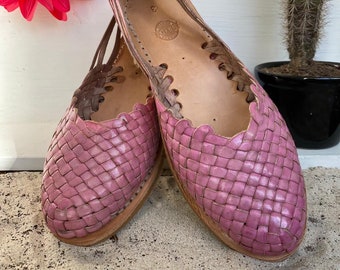 Sandales artisanales roses. Appartements en cuir mexicain. Sandales mignonnes. Sandales toutes tailles. Sandales d’été mignonnes. Enfilez des chaussures. Chaussures artisanales mexicaines.