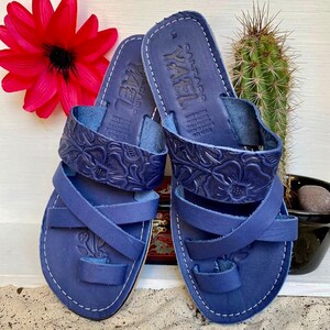 Cobalt blue flip flops hot sale