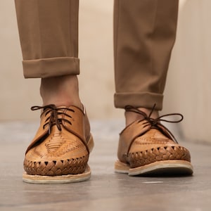 TAN Color Casual LEATHER Shoes. Mexican Huaraches. Lace up Shoes. Men’s Mexican Traditional Huarache.