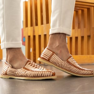 Bronze Huarache. Mexican Leather Shoes. All Sizes. Huarache Fashion. Mexican Style Shoe. Comfortable Flats for Woman. Etsy
