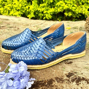 Navy blue huaraches womens sale