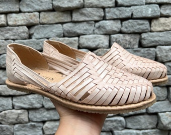 Naturleder Sandalen. Mexikanische Handwerkliche Huarache. Mexikanische Lederschuhe. Schuhe im mexikanischen Stil. Bequeme Wohnungen für Frau
