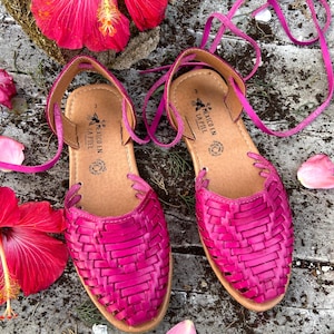 Lace up Huarache Sandals. Artisanal Mexican Pink Leather Flats. Pink Mexican Huarache. Cute Summer Sandals. All Sizes Shoes