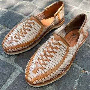 Huarache Bordado para Hombre Guerrero Piel Beige / Sandalia | Etsy España