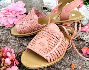 Open Toe Artisanal Sandal. Mexican Leather Flats. Floral Sandals