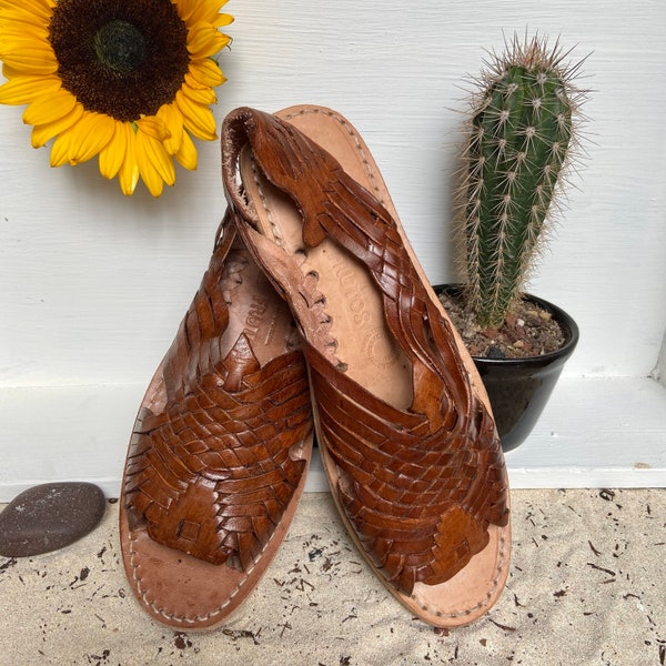 Open Toe Artisanal Sandals. Mexican Leather Flats. Tan Sandals. Cute Summer Sandals. Slip on Shoes. All Sizes Shoes.