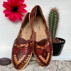 LEATHER Sandals. Mexican Leather SHOES. Fashion Huarache. Summer Sandals. Traditional Huarache For Woman.