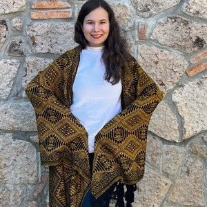 Bestickte MEXIKANISCHE REBOZO. modernes Schultertuch. Mexikanische Geschenke. Warmer mexikanischer Rebozo. Mexikanischer Schal.
