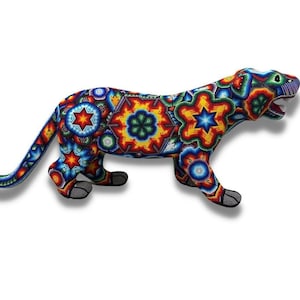 JAGUAR with HUICHOL Art, Mexican art, Huichol Esculpture, Mexican gifts.