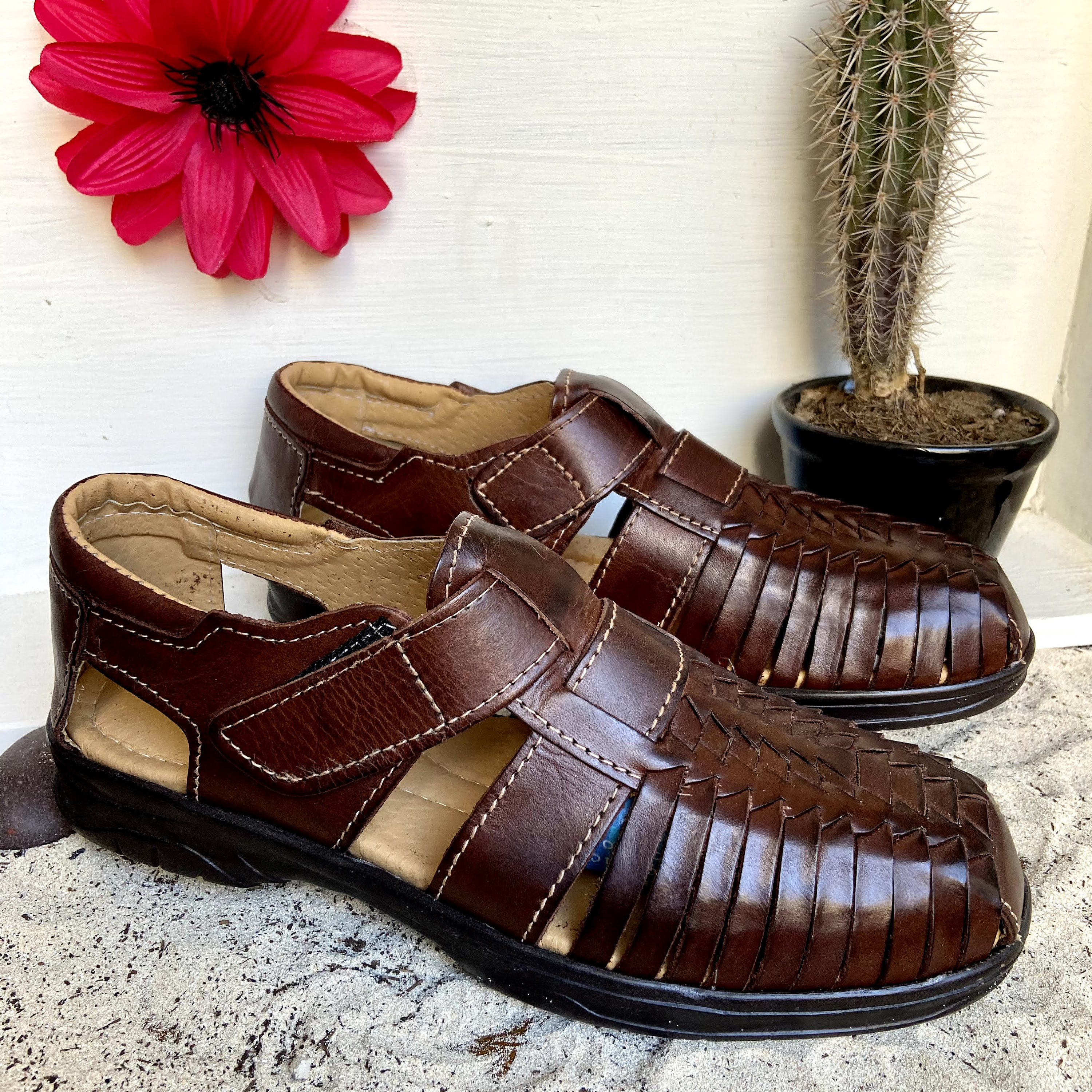 red mexican huaraches