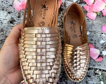 Scarpa in pelle dorata Huarache artigianale messicana