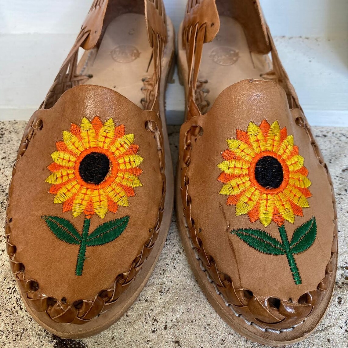 huaraches sunflower