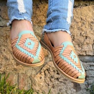 Mexican SANDALS whit COMFORTABLE SOLE. Mexican Leather Shoes. Mexican Style Shoes. Fashion Sandals. Mexican Gifts
