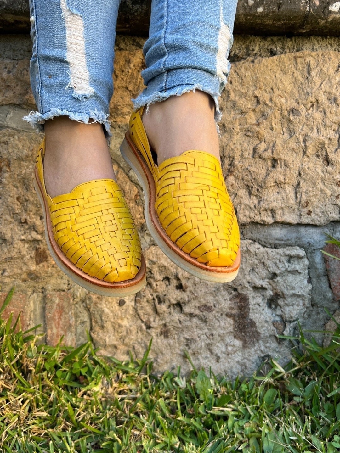 SANDALIAS para Mujer de PIEL AMARILLOS. Huaraches Artesanales - Etsy México