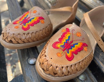 Leather Embroidery Shoes. Mexican Leather Sandals. Traditional Huarache.  Mexican shoeS. Huarache with Buckle