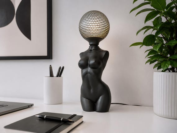 Lampe à Poser Design Femme – Statue Art Déco – E27 – Déco Intérieure Salon, Bureau, Chambre