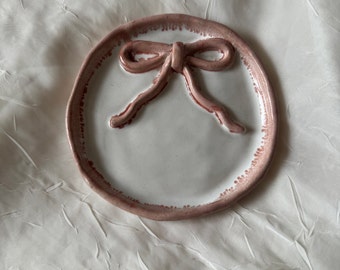 Handmade ceramic bow jewelry dish | trinket dish | coquette bow dish | ring dish | stoneware