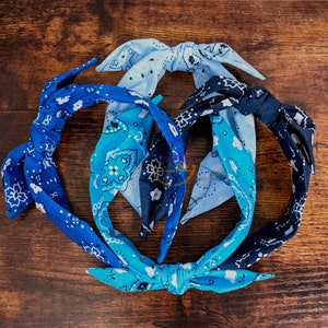 Bandana Style Print Headband, Bandana Headband, Top Knot Headband, Bow Headband, Knotted Headband, Blue, Cerulean, Navy, Sky Blue Headband