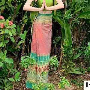Paréo traditionnel thaïlandais enveloppant, jupe sarong portefeuille taille unique, robe thaï, robe fourreau, robe longue bohème en batik de Bali, prêt-à-porter réglable 1-1
