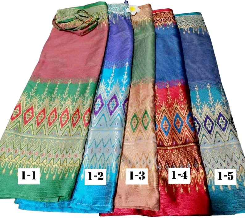 Paréo traditionnel thaïlandais enveloppant, jupe sarong portefeuille taille unique, robe thaï, robe fourreau, robe longue bohème en batik de Bali, prêt-à-porter réglable 1-5