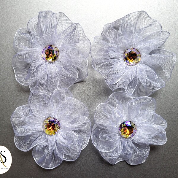 Lot de 4 fleurs en dentelle