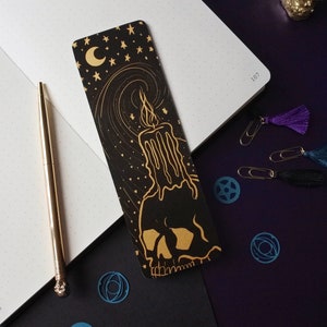 Marque-page tête de mort en or métallisé