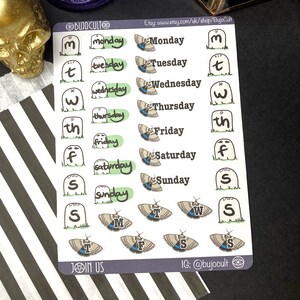 Stickers kerkhofdag met nachtvlinders voor dagelijkse Bullet Journal en planners