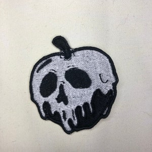 Poison Apple-patch - geborduurde patches, Spooky, Goth, Disney Goth, Halloween, geïnspireerd door Sneeuwwitje, cartoonpatch, heks