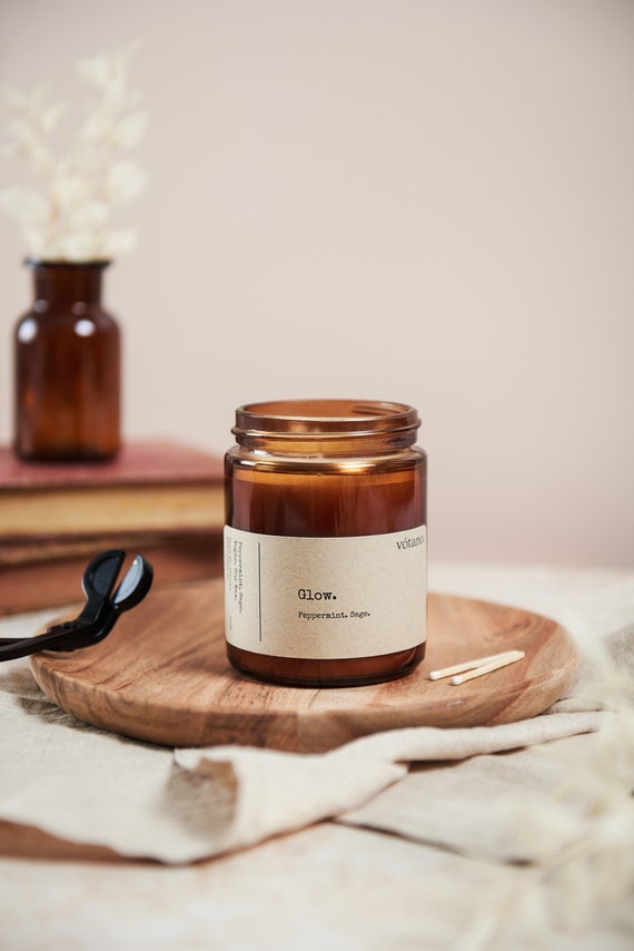 Vegan soy wax candle. Amber glass jar with aluminium lid.