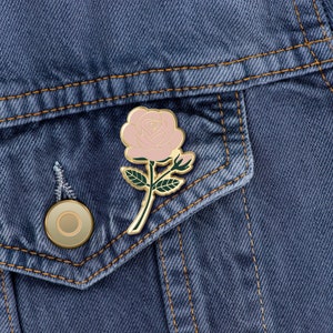 Pink Rose Hard Enamel Pin - Flower pin - Valentine&#39;s Day gifts Pink Flower Enamel Pin Floral Lapel Pin Flower Brooch