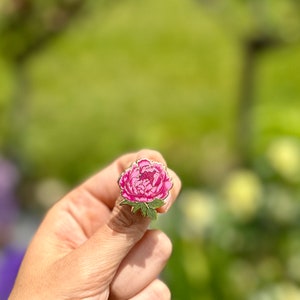 Peony Enamel Pin - Graceful Wedding Elegance: A Timeless Symbol of Beauty and Love