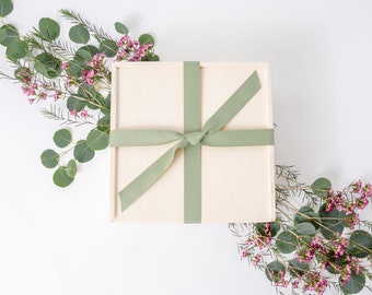 Monstera Love Gift Box - Mother's Day Gifts