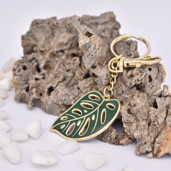 Monstera Adansonii - Swiss Cheese Keychain