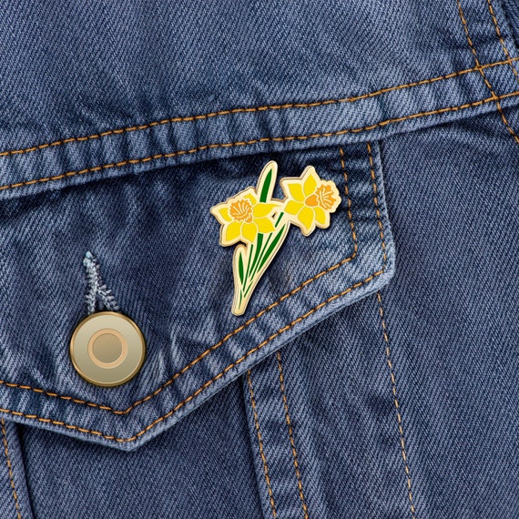 Yellow Daffodil Enamel Pin, Gold Plated Flower Pin